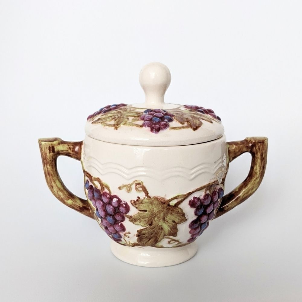 Copy - Vintage sugar bowl with grapes